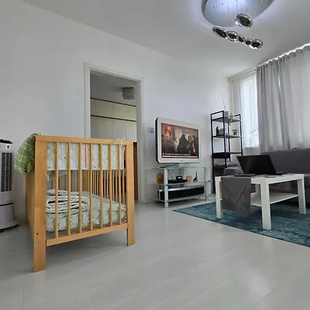 Majko With Free Parking Братислава